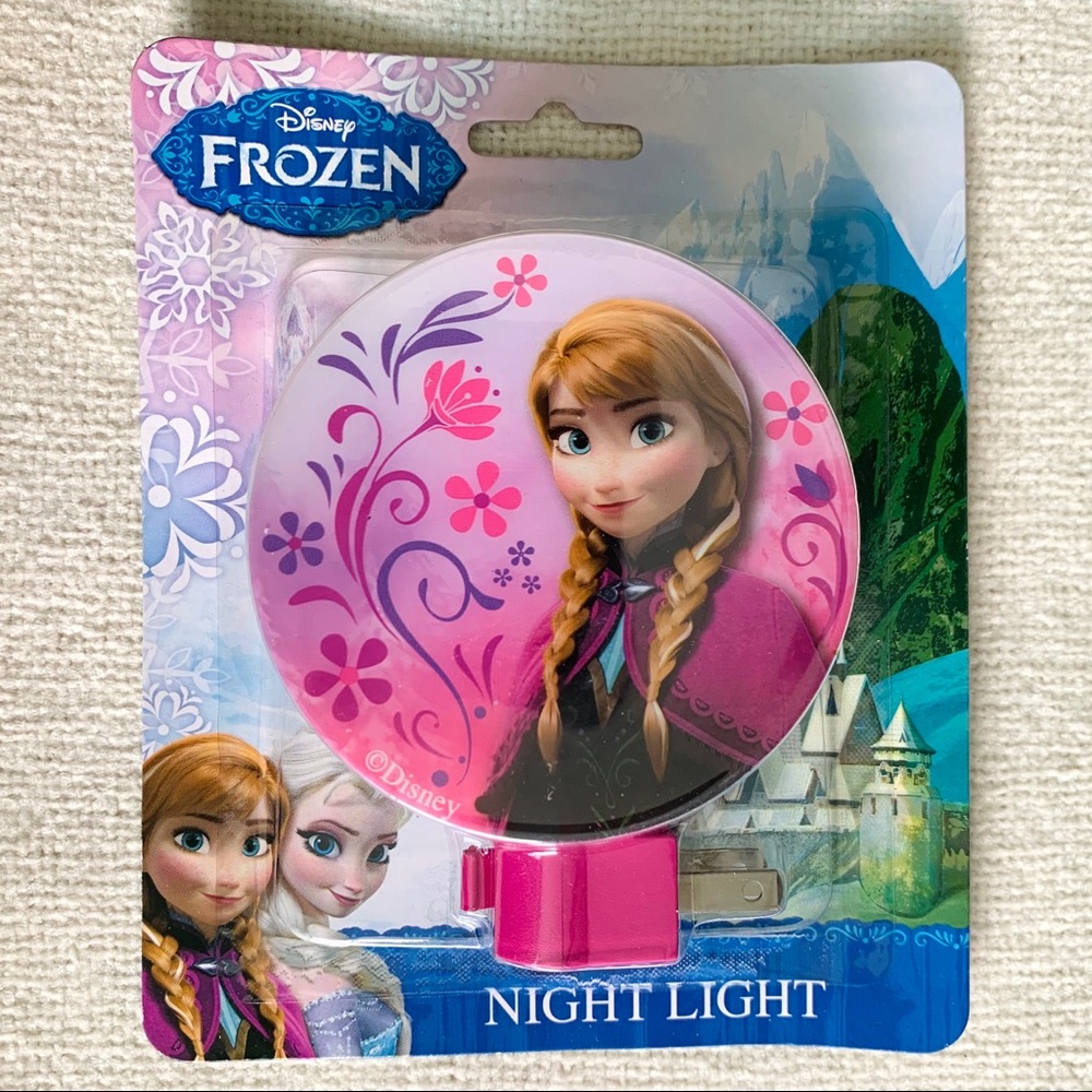 Disney Frozen Anna Plug-In Rotary Night Light Shade 360° NEW Factory Sealed